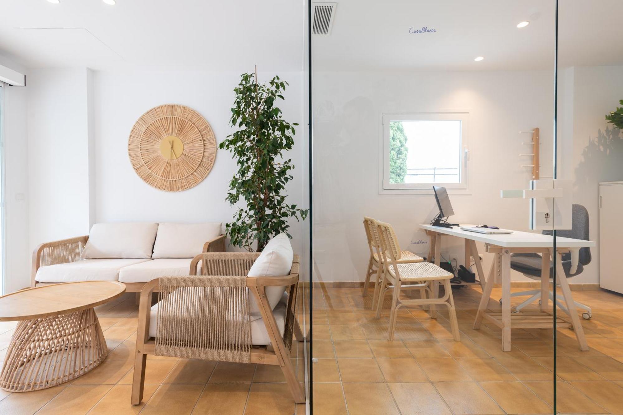 Casablanca Apartments, 산타 폰사 외부 사진