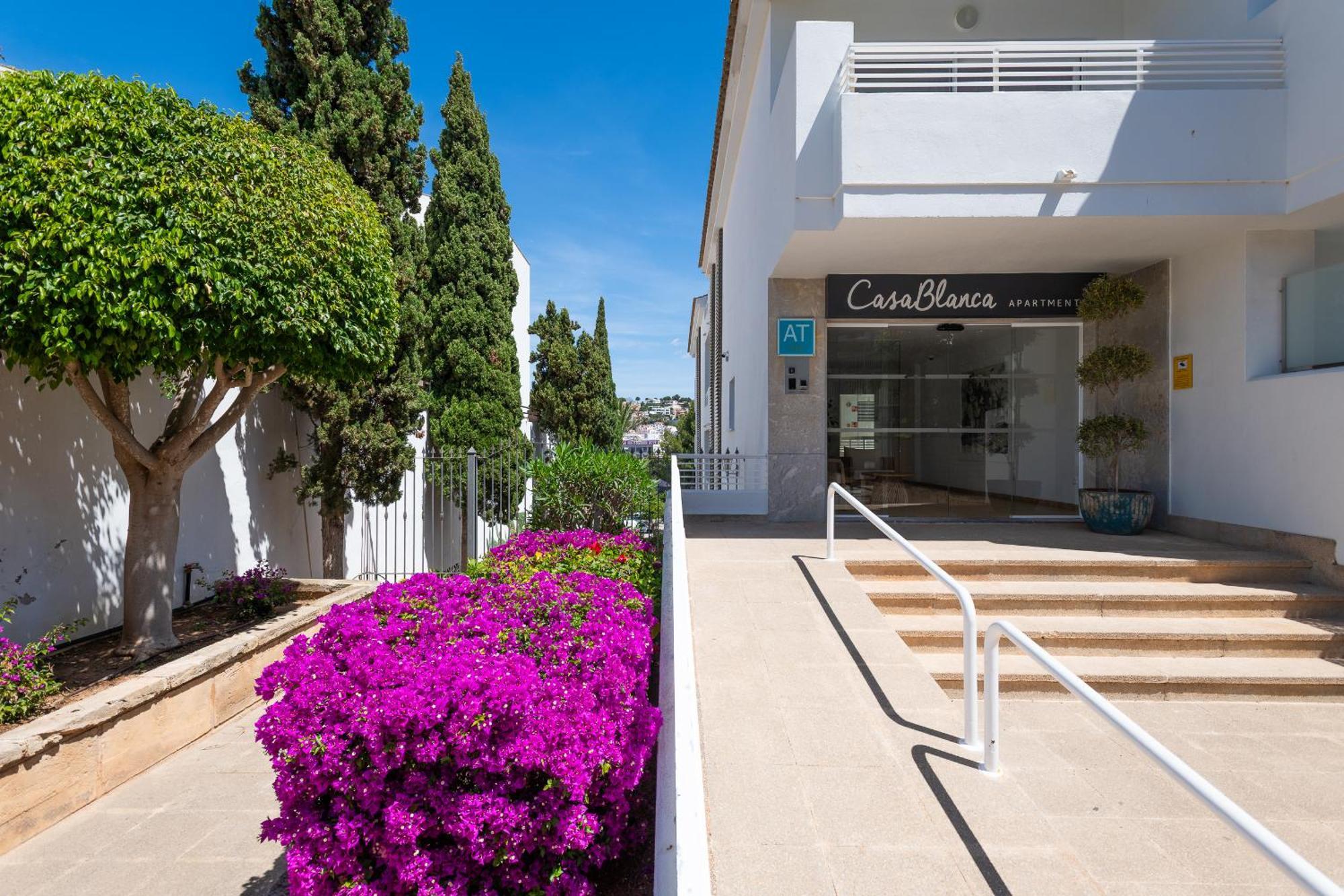 Casablanca Apartments, 산타 폰사 외부 사진
